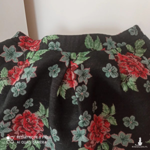 Spódniczka żakardowa