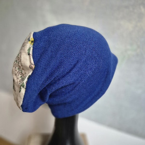 Czapka chabrowa niebieska