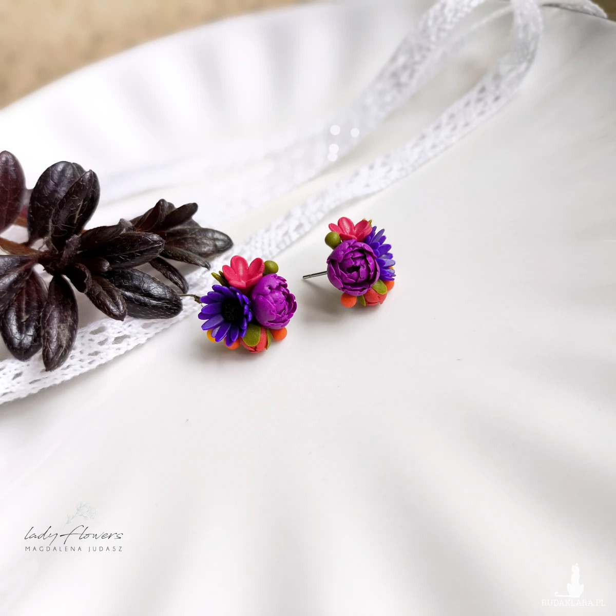 Sztyfciki z jesiennymi kwiatami