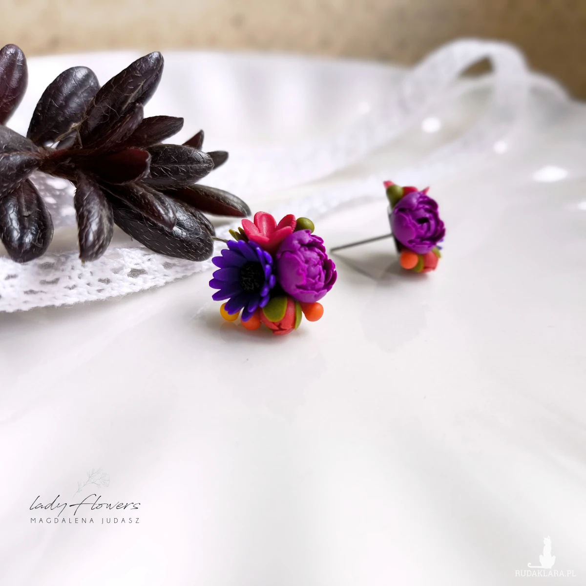 Sztyfciki z jesiennymi kwiatami