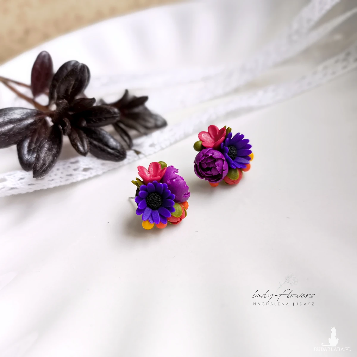 Sztyfciki z jesiennymi kwiatami