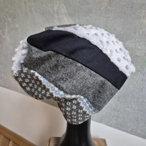 Czapka patchworkowa wzorek smerfetka