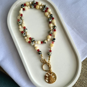 Naszyjnik z kamieni naturalnych z zawieszką