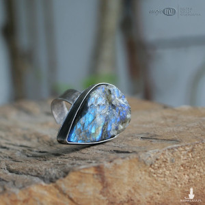 Kamienna labra-łza w srebrze