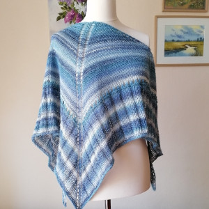 RĘCZNIE NA DRUTACH - Bezchmurne niebo - miła, oryginalna chusta