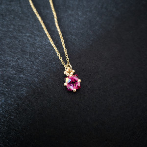 Naszyjnik „Fuchsia” z Koralików i Kryształków