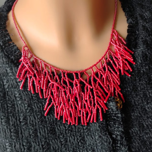 Naszyjnik Koralikowy Patyczaki Czerwone 23.61