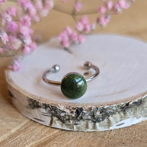 Srebrny pierścionek regulowany zielony brokatowy zielone oczko żywica butelkowa zieleń