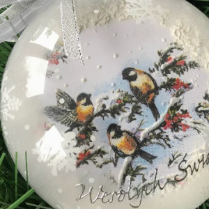 324,Bombka decoupage z sikorkami i kolendą