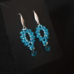 Długie Kolczyki "Blue Zircon Glow" z Kryształków i Koralików