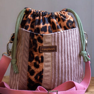 Brązowo-różowa patchworkowa listonoszka z kominem panterka