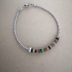 Bransoletka z turmalinem kolorowym