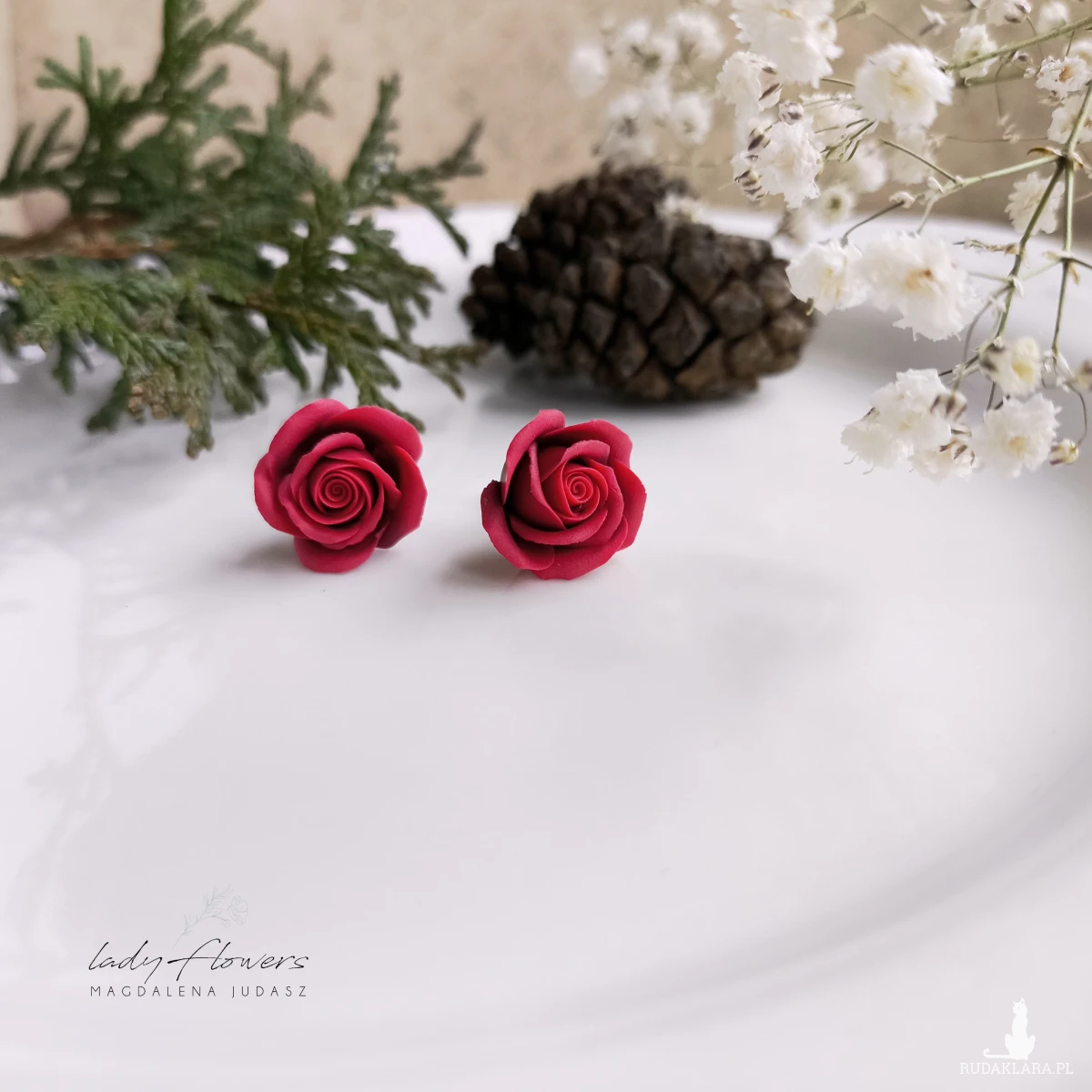 Kolczyki czerwone różyczki