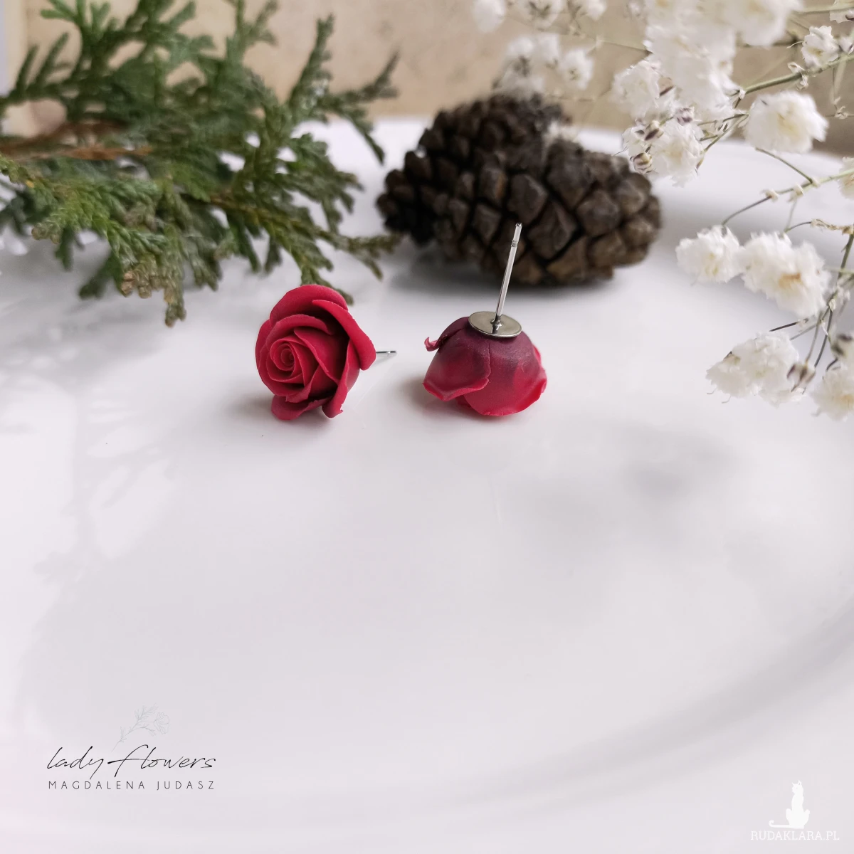 Kolczyki czerwone różyczki