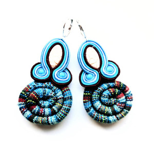 Light Blue Masai kolczyki sutasz