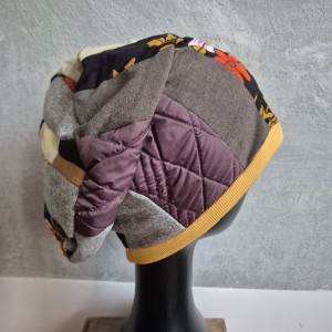 Czapka damska patchworkowa uniwersalna