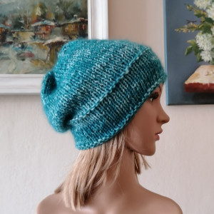 RĘCZNIE NA DRUTACH - Laguna - miła, ciepła czapka z jedwabiem i moherem