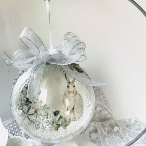 332,Bombka glamour na stojaku