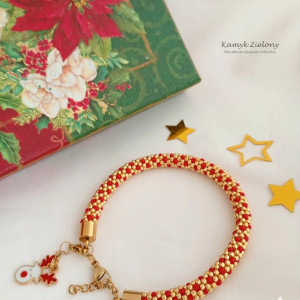 Bransoletka ze świąteczną przywieszką - reniferem - wykończenia ze stali szlachetnej