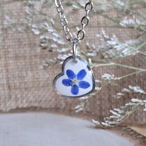 Zawieszka z niezapominajką serce serduszko