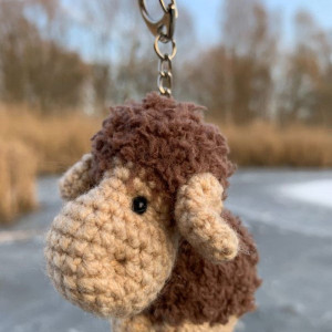 Brązowa owca - zawieszka