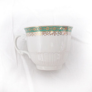 retro filiżanka z porcelany, prl filiżanka porcelanowa, włocławek filiżanka vintage, retro filiżanka z zielonym paskiem, włocławek porcelana prl