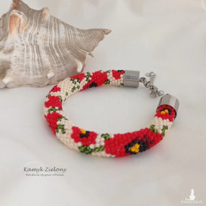 Bransoletka w czerwone maki - wykończenia ze stali chirurgicznej