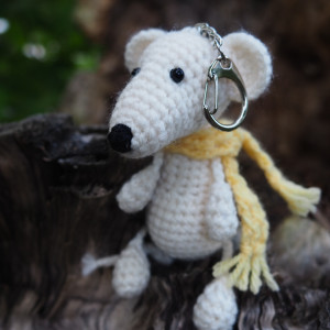 BIAŁY SZCZUR - brelok, zawieszka do torby, plecaka, kluczy