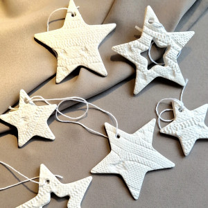 Zawieszki na choinkę z gliny