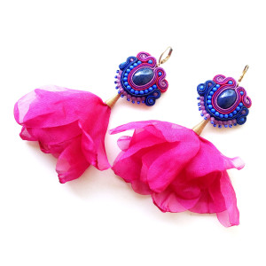 Kolczyki sutaszowe AMARANT z kwiatami