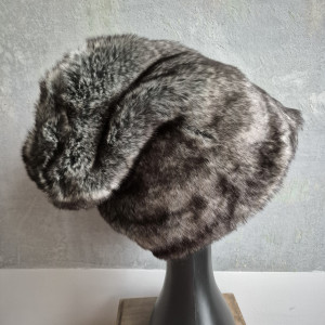 Futrzana  sztuczne futro czapka