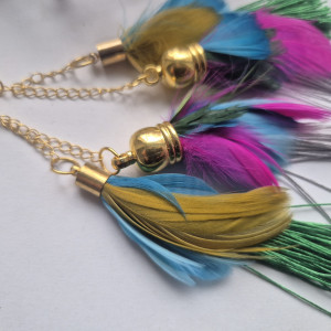 Klipsy rękodzieło kolorowe pióra