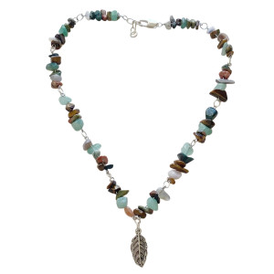 Naszyjnik kamienie naturalne zawieszka liść