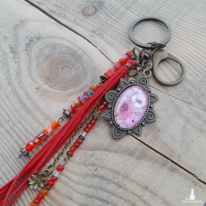 Brelok z kwiatowym medalionem Rose Charm