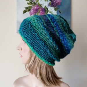 Nad oceanem - miła, ciepła, obszerniejsza czapka