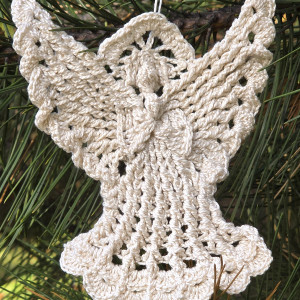 Anioł - misterna ozdoba/zawieszka, szydełko