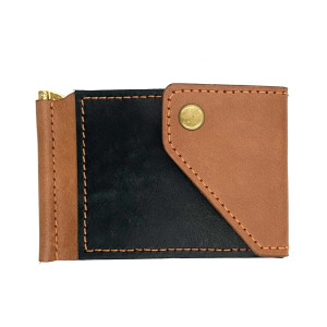 Brązowo-czarny portfel na klips ręcznie uszyty ze skóry garbowanej roślinnie.