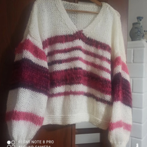 Sweter moherowy oversize biały w paski