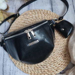 Nerka damska XL lakierowana ekoskóra z tłoczeniem + sakiewka brelok