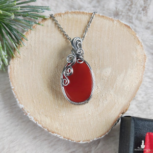 Naszyjnik Agat Czerwony "Świąteczne Ciepło" stal chirurgiczna wisiorek handmade wirewrapping
