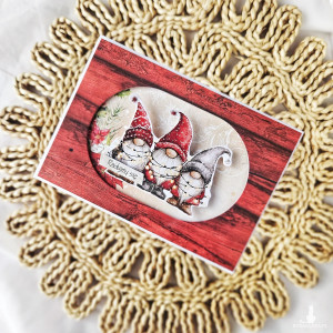 Kartka bożonarodzeniowa z gnomami na dystansie 1