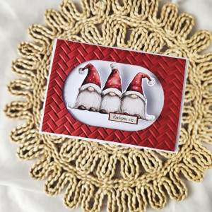 Kartka bożonarodzeniowa z gnomami na dystansie 3