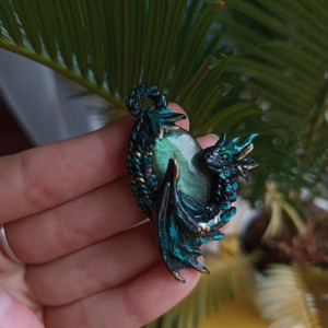 Naszyjnik smoczego strażnika z labradorytem, idealny na prezent, magia fantasty