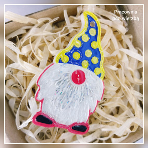 Świąteczny kolorowy magnes na lodówkę skrzat 7