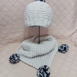 Komplet - chusta i czapka, robione na drutach
