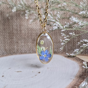 Złota jajowata zawieszka złoty wisiorek kwiat naszyjnik żywica z żywicy suszone kwiaty z kwiatami naturalne kobieca dziewczęca niezapominajki