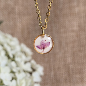 Złota zawieszka złoty wisiorek kwiat naszyjnik żywica z żywicy suszone różowy