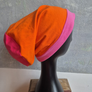 Czapka pomarańczowo-różowa codzienna