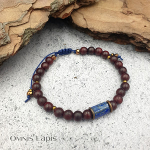 Bransoletka makrama - lapis lazuli i drewno