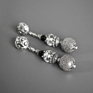 Kolczyki Scarlett, kryształ górski, onyks, srebro 925, kolekcja Przeminęło z Wiatrem